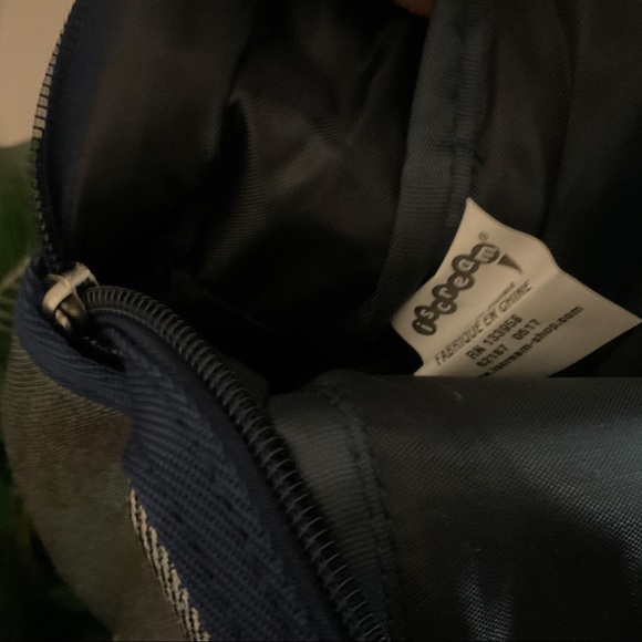 SOLD Iscream iridescent Backpack Girl Power Barney’s NY - Picture 5 of 10